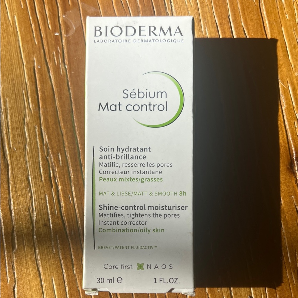 Bioderma Sébium Mat Control Shine-Control Moisturiser - White